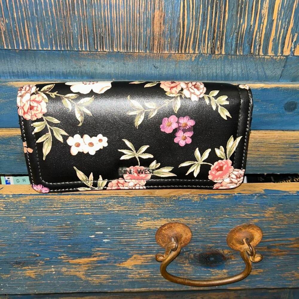 Black floral wallet with pink